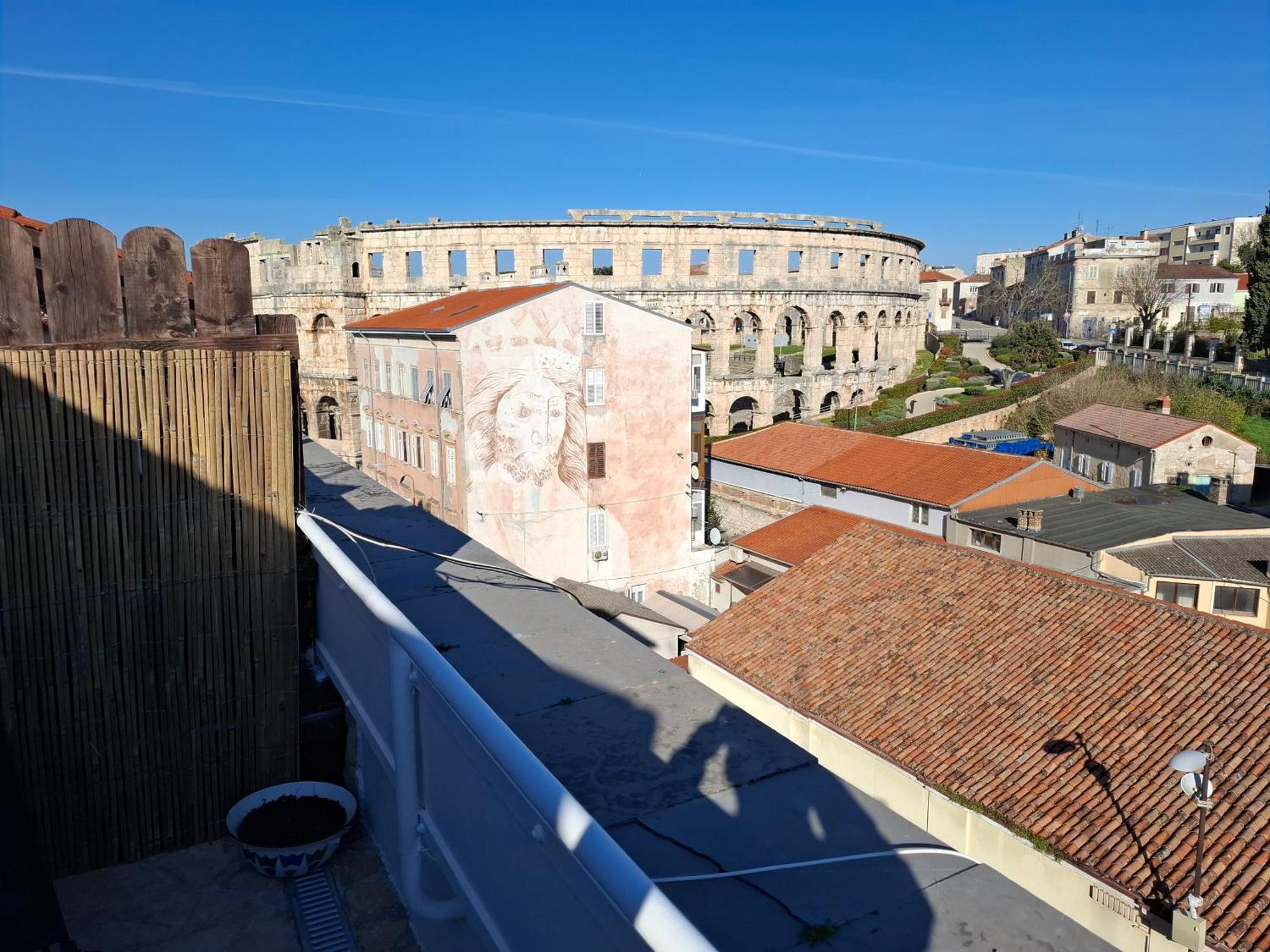 Terrace Dream View Over Amphitheatre Apartment Pula